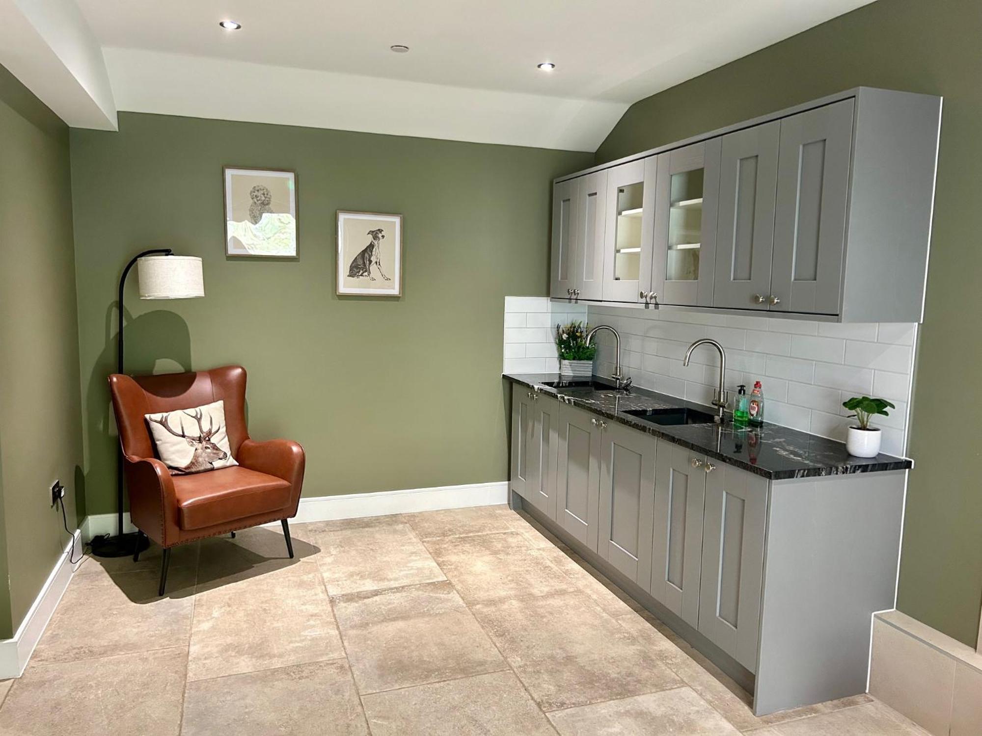 Luxury 1 Bedroom Apartment - Rock Mill 14 Stony Middleton 외부 사진