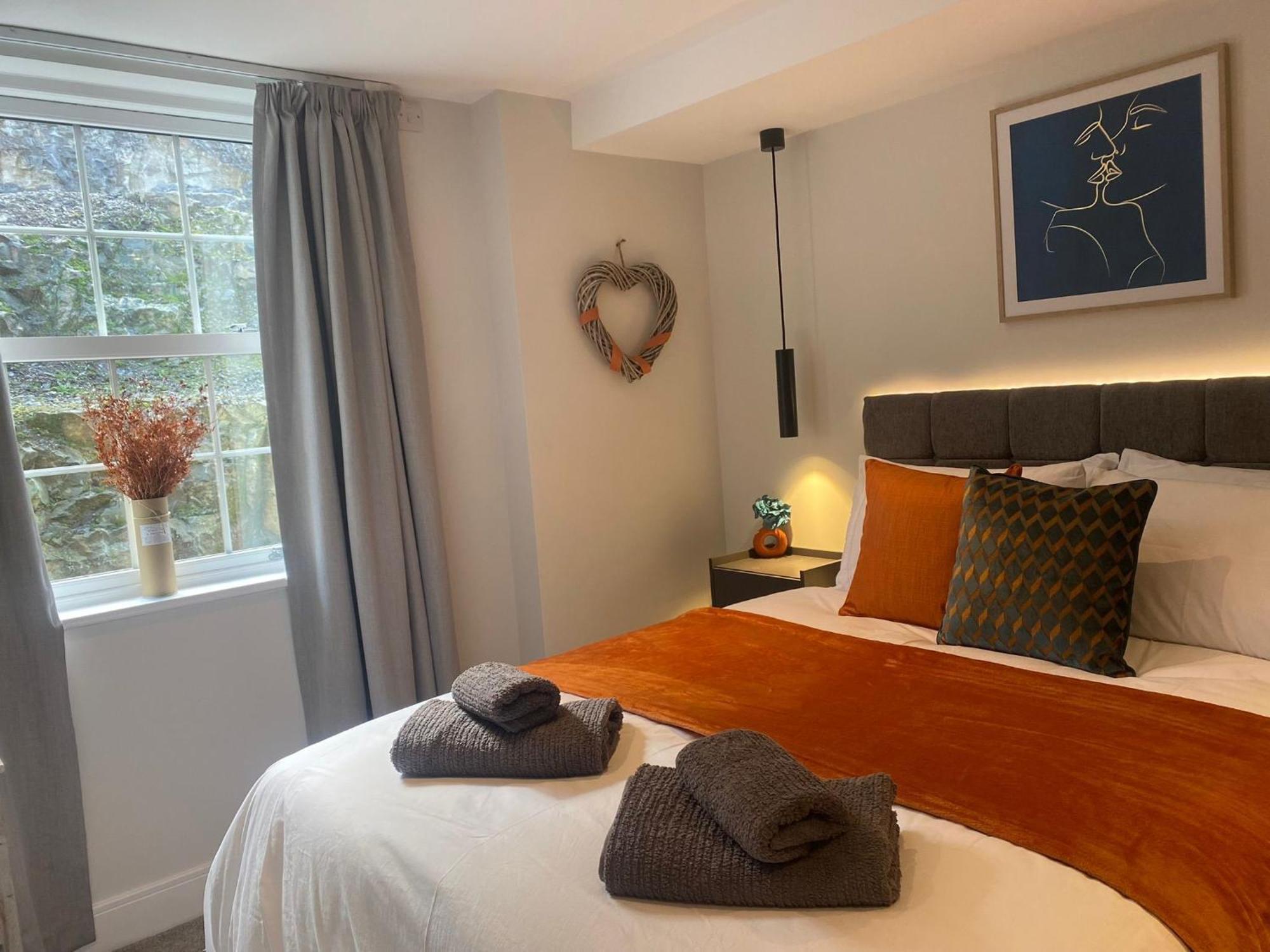 Luxury 1 Bedroom Apartment - Rock Mill 14 Stony Middleton 외부 사진