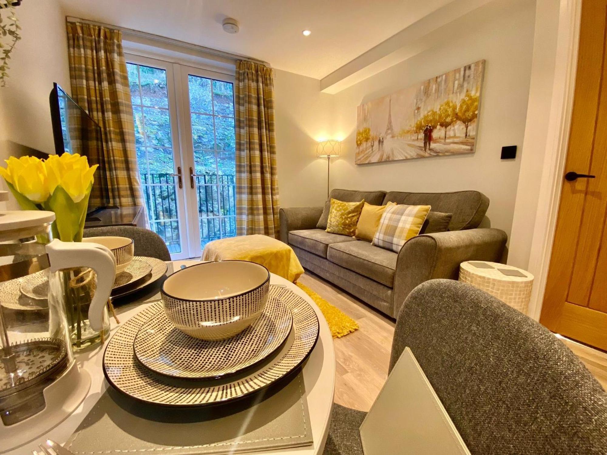 Luxury 1 Bedroom Apartment - Rock Mill 14 Stony Middleton 외부 사진